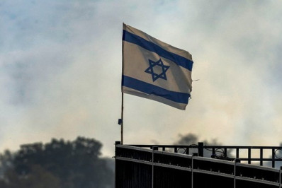 Agência de classificação de risco reduz nota da dívida de Israel