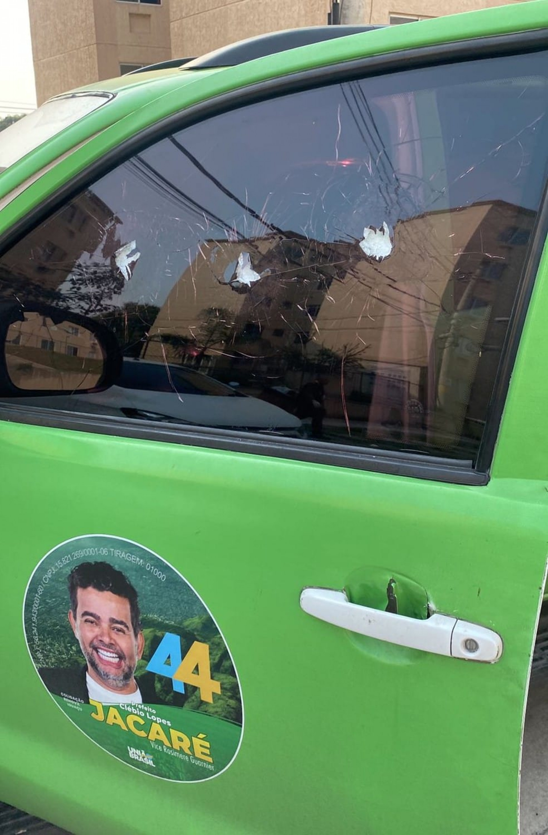  Gersinho Filho Jacaré foi alvo de um ataque a tiros no bairro Cerâmica, em Nova Iguaçu