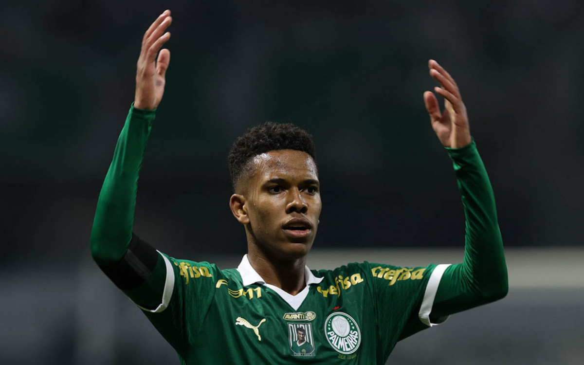 O jogador Estêvão, da SE Palmeiras, em jogo contra a equipe do SC Corinthians P, durante partida válida pela décima terceira rodada, do Campeonato Brasileiro, Série A, na arena Allianz Parque. (Foto: Cesar Greco/Palmeiras/by Canon)