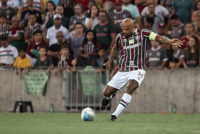 Fluminense deverá ter dupla de zaga 'incomum' para o clássico com o Botafogo