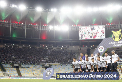 Botafogo e Textor provocam o Fluminense após sexta vitória consecutiva no clássico