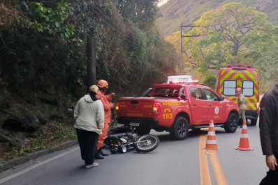 Acidente de moto no Retiro deixa um homem morto e outro ferido