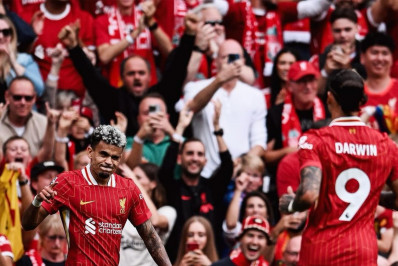 Bayern de Munique acerta a contratação de astro do Liverpool