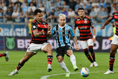Flamengo joga bem com reservas, mas perde para o Grêmio pelo Brasileirão
