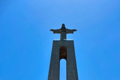 Brasileira desaparece no restaurante em Portugal
