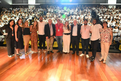 Evento de capacitação profissional reúne jovens no Centro