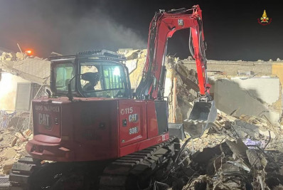 Sobe para 4 o número de mortos por um desabamento de uma casa na Itália