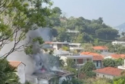Incêndio atinge mansão em condomínio de luxo no Leblon