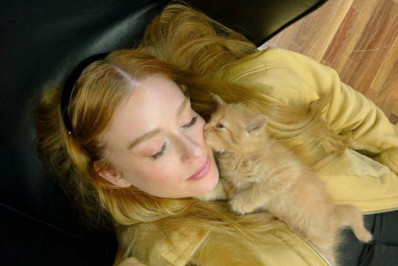 Marina Ruy Barbosa adota novo pet e encanta seguidores: 'Ruivinho'