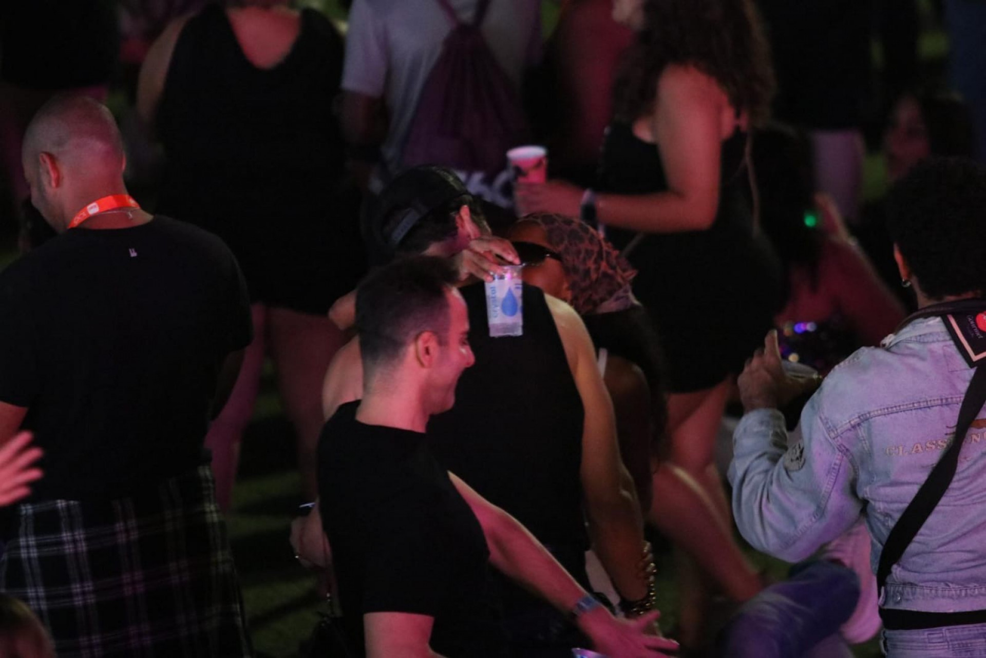 José Loreto e Duda Santos são clicados aos beijos no último dia de Rock in Rio - Claudio Andrade/AgNews