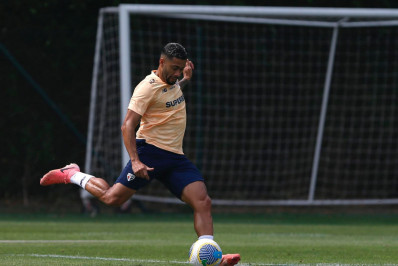 São Paulo deve mudar esquema para decisão contra o Botafogo pela Libertadores