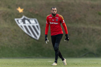 Everson reforça 'importância do lado mental' no duelo decisivo com o Fluminense