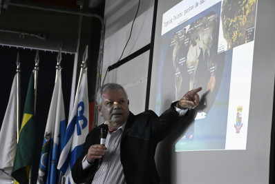Axel Grael participa de aula magna do 2° Semestre da Escola de Engenharia da UFF