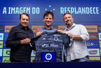 Cruzeiro apresenta Fernando Diniz: 'Sonho que se realiza'