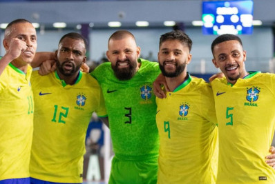 Brasil goleia Costa Rica e avança às quartas da Copa do Mundo de Futsal