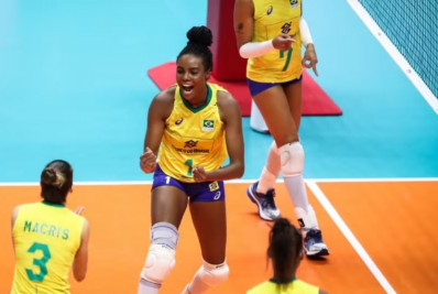 Bicampeã olímpica de vôlei, Fabiana anuncia aposentadoria aos 39 anos