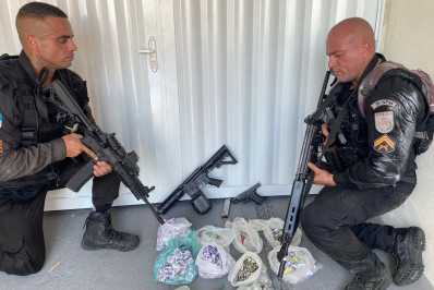 Quatro suspeitos são baleados durante confronto com PMs na Zona Oeste