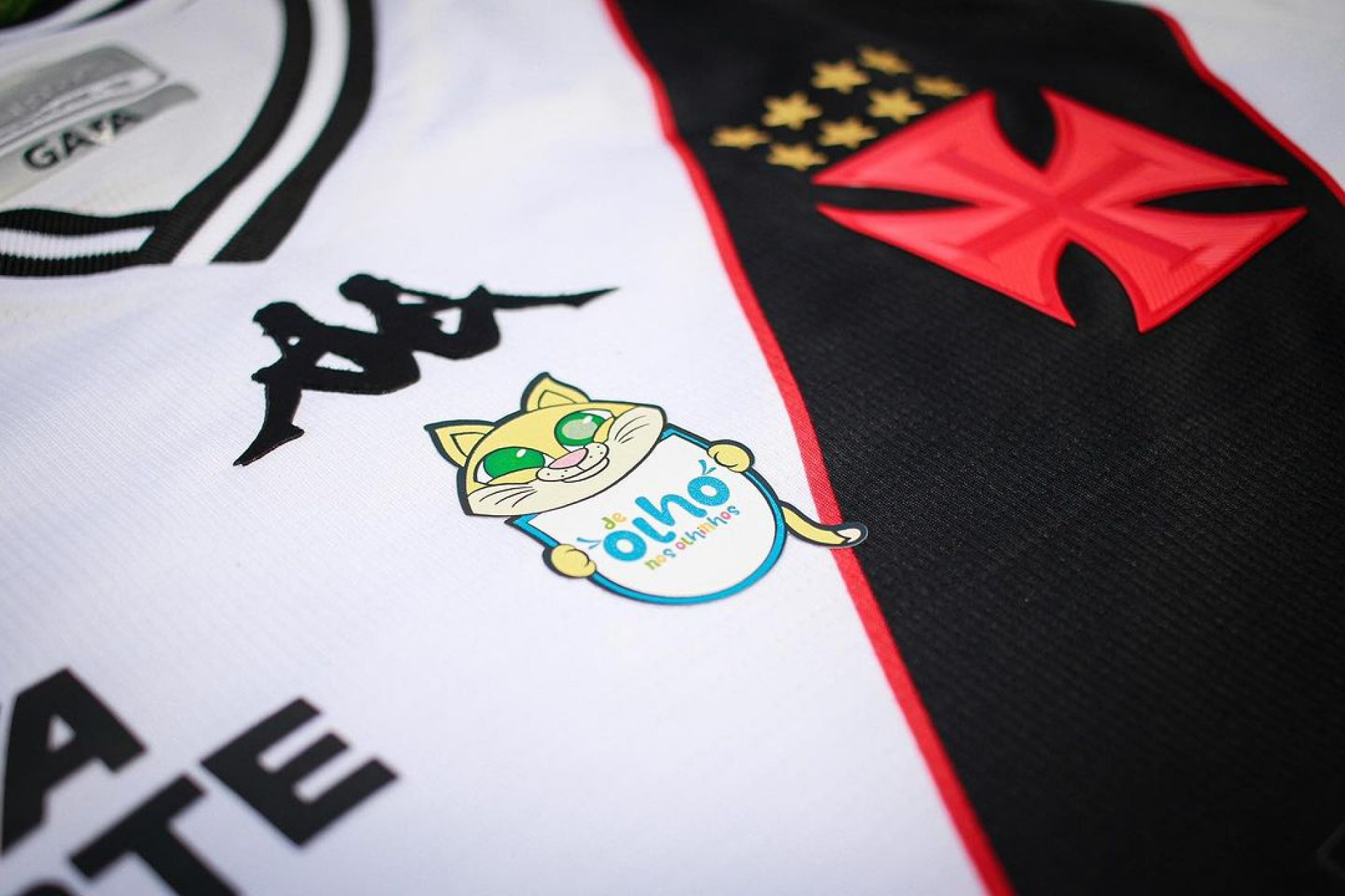 Uniforme do Vasco apoiava a campanha 'De Olho nos Olhinhos' - Reprodução / Instagram