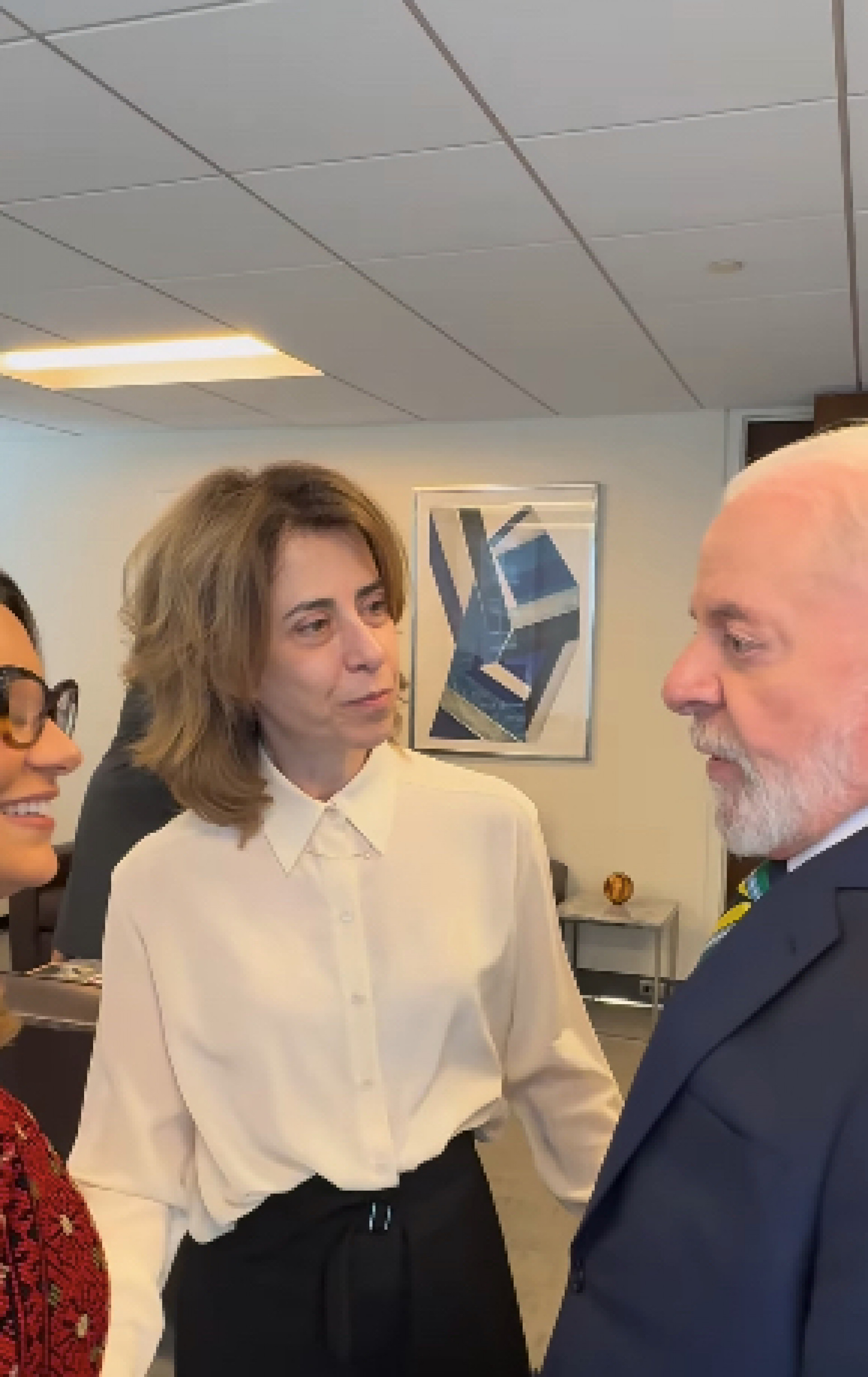 Lula compartilha encontro com Fernanda Torres e menciona 'Ainda Estou Aqui'  - Reprodução / Instagram