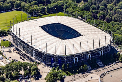 Cerca de 60 torcedores da Lazio são detidos com armas antes do jogo da Liga Europa