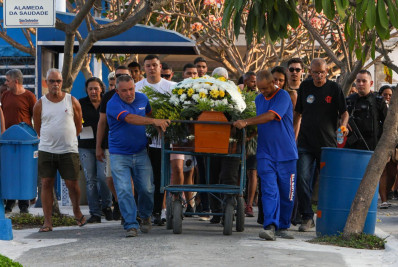 Candidato a vereador morto em Nova Iguaçu é sepultado