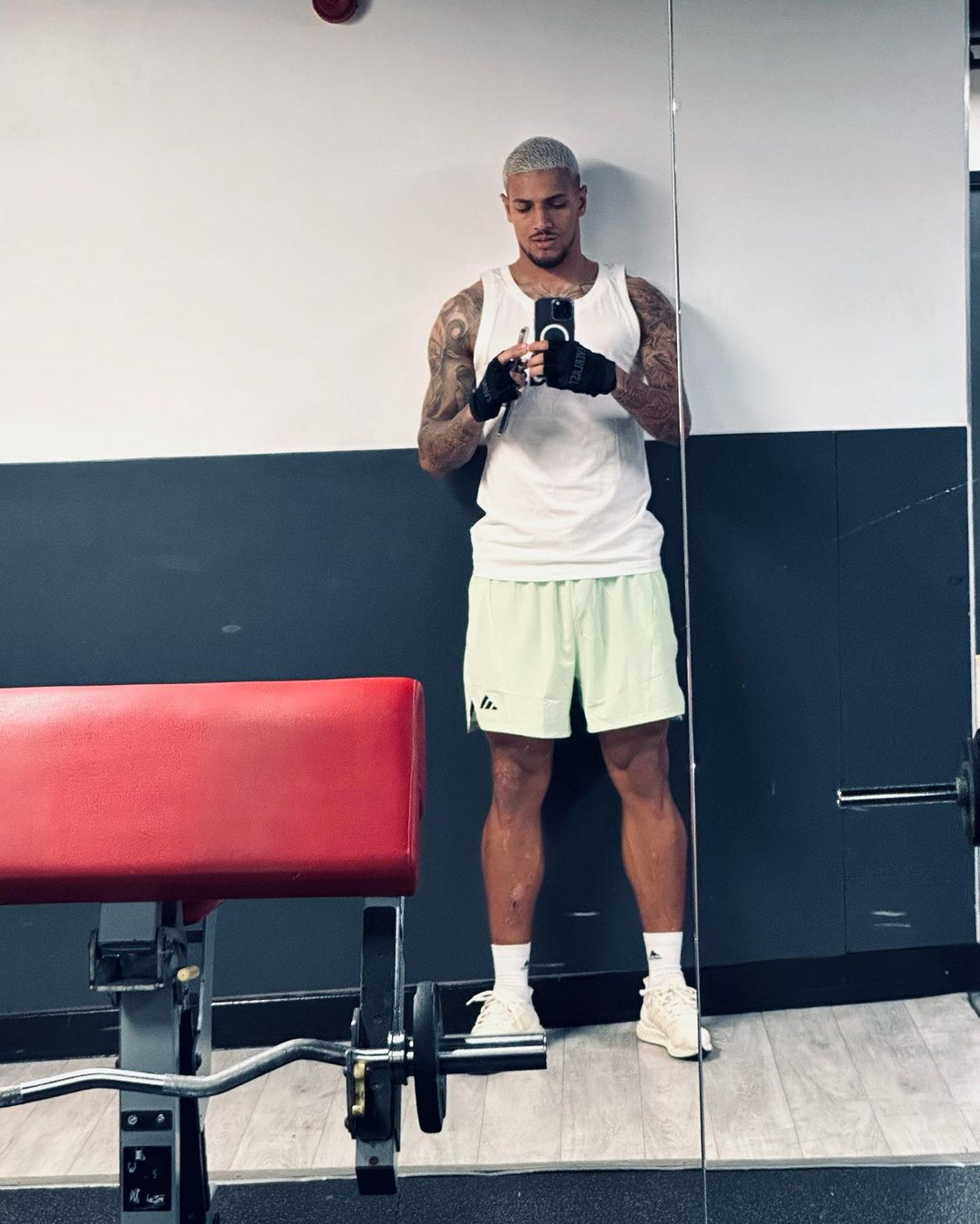 Vinicius Souza é apontado como novo namorado de Anitta - Reprodução / Instagram