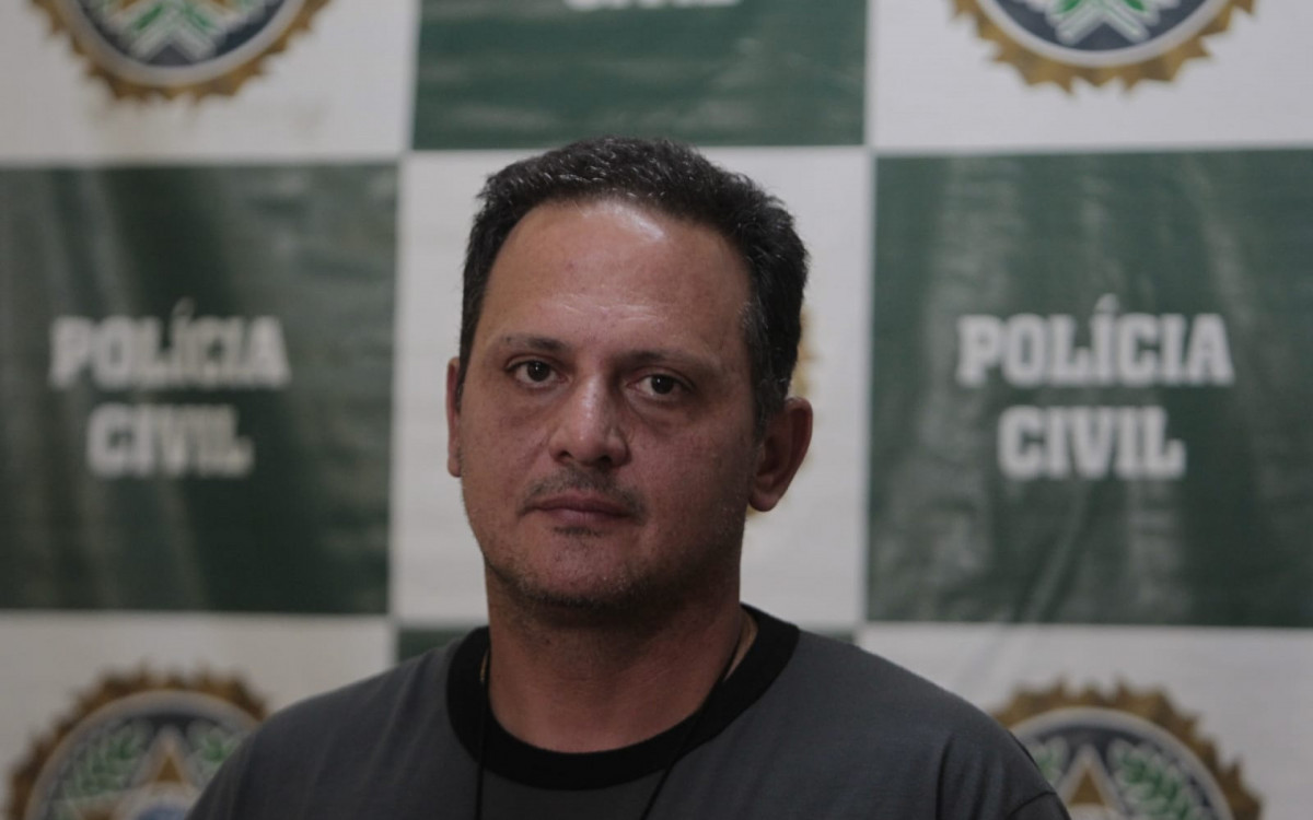 Delegado Gustavo Castro, titular da da 27ªDP, responsável por operação que prendeu torcedores - Reginaldo Pimenta/Agência O DIA