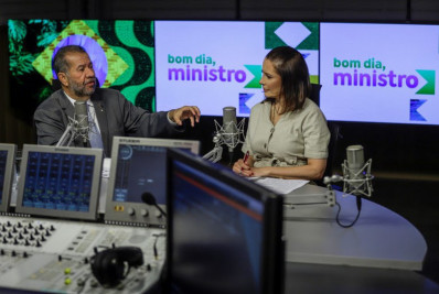 Lupi diz que é preciso melhorar arrecadação da Previdência, diminuir isenções e combater sonegação