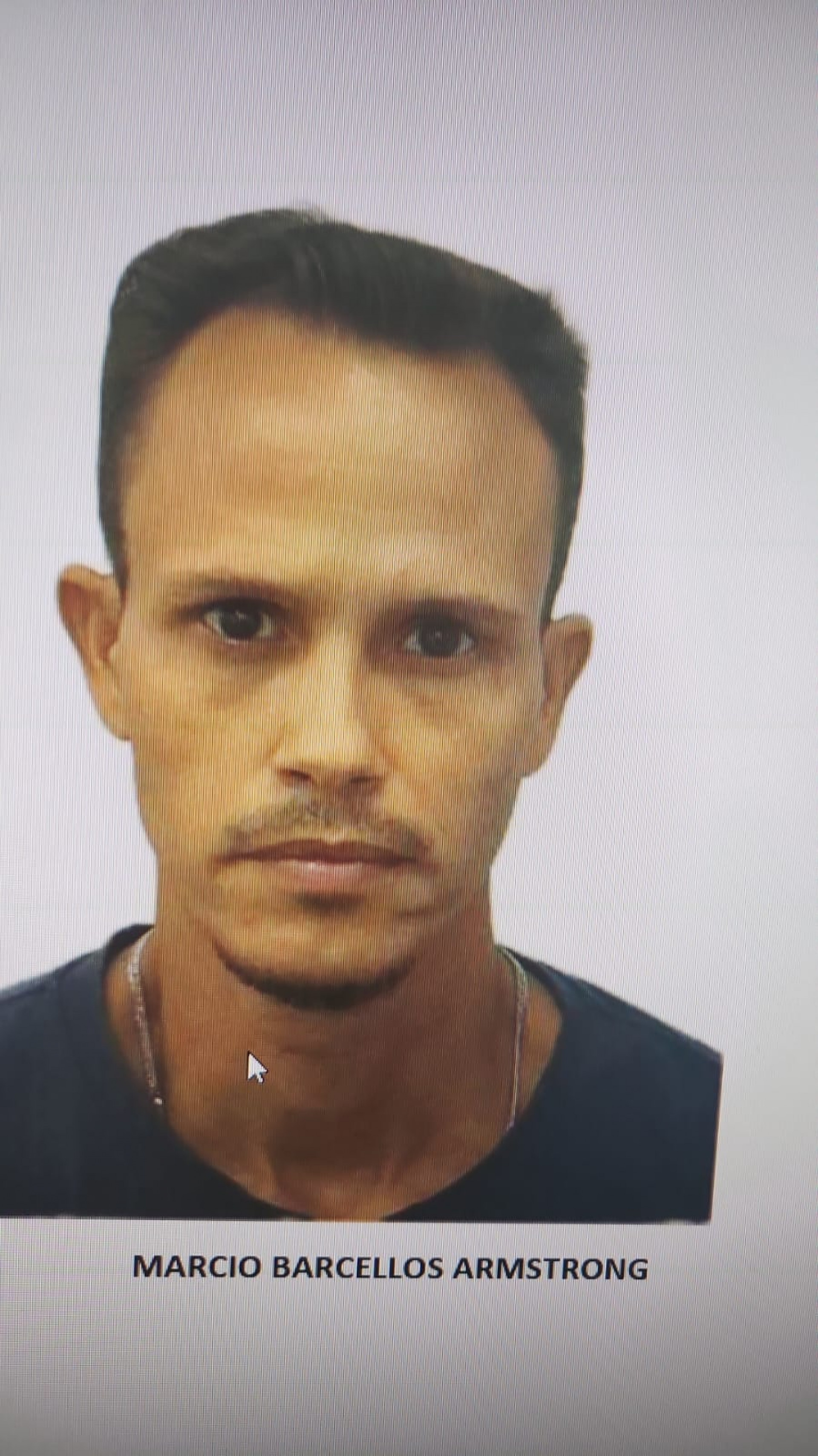 M&aacute;rcio Barcellos Armstrong, o Caveirinha, segue foragido