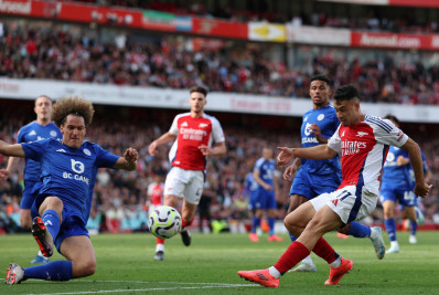 Arsenal derrota o Leicester e segue invicto na Premier League; Chelsea vence com show de Palmer