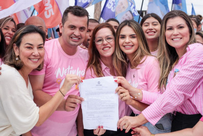 Primeira-dama do estado participa de caminhada das mulheres em Caxias