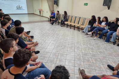 Macaé abraça o Setembro Amarelo com campanha de valorização da vida em Unidade de Ensino