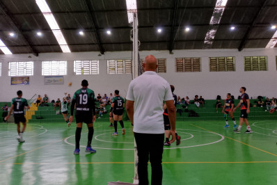 Primeira fase do Campeonato Municipal de Vôlei Masculino é encerrada e semifinalistas são definidos