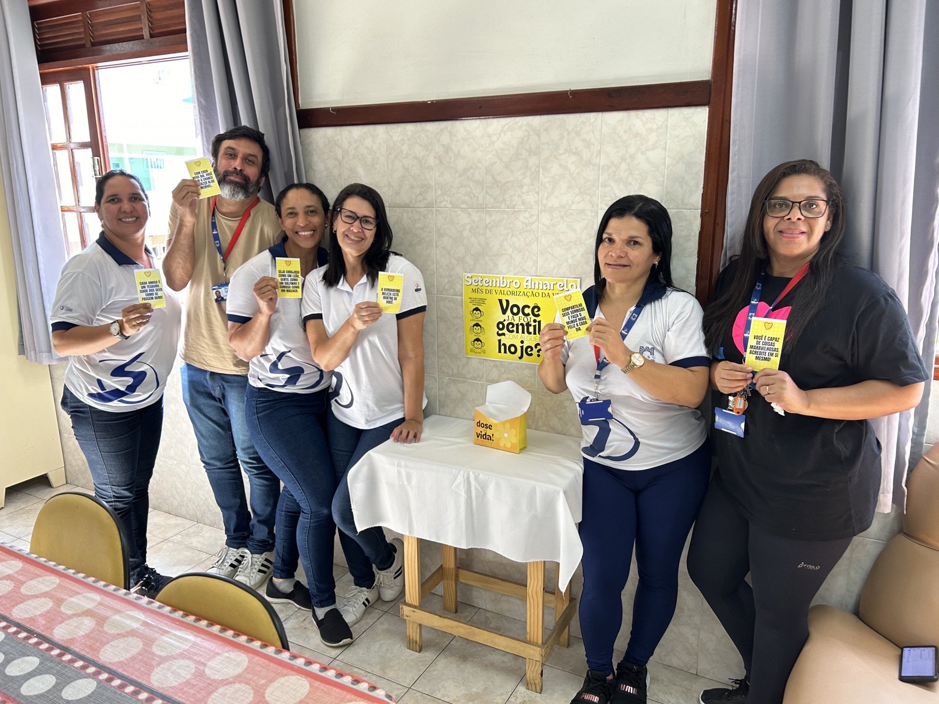 Alunos do Colégio Castelo participam de atividades do Setembro Amarelo, refletindo sobre a valorização da vida e a importância da empatia - Foto: Alysson Nogueira