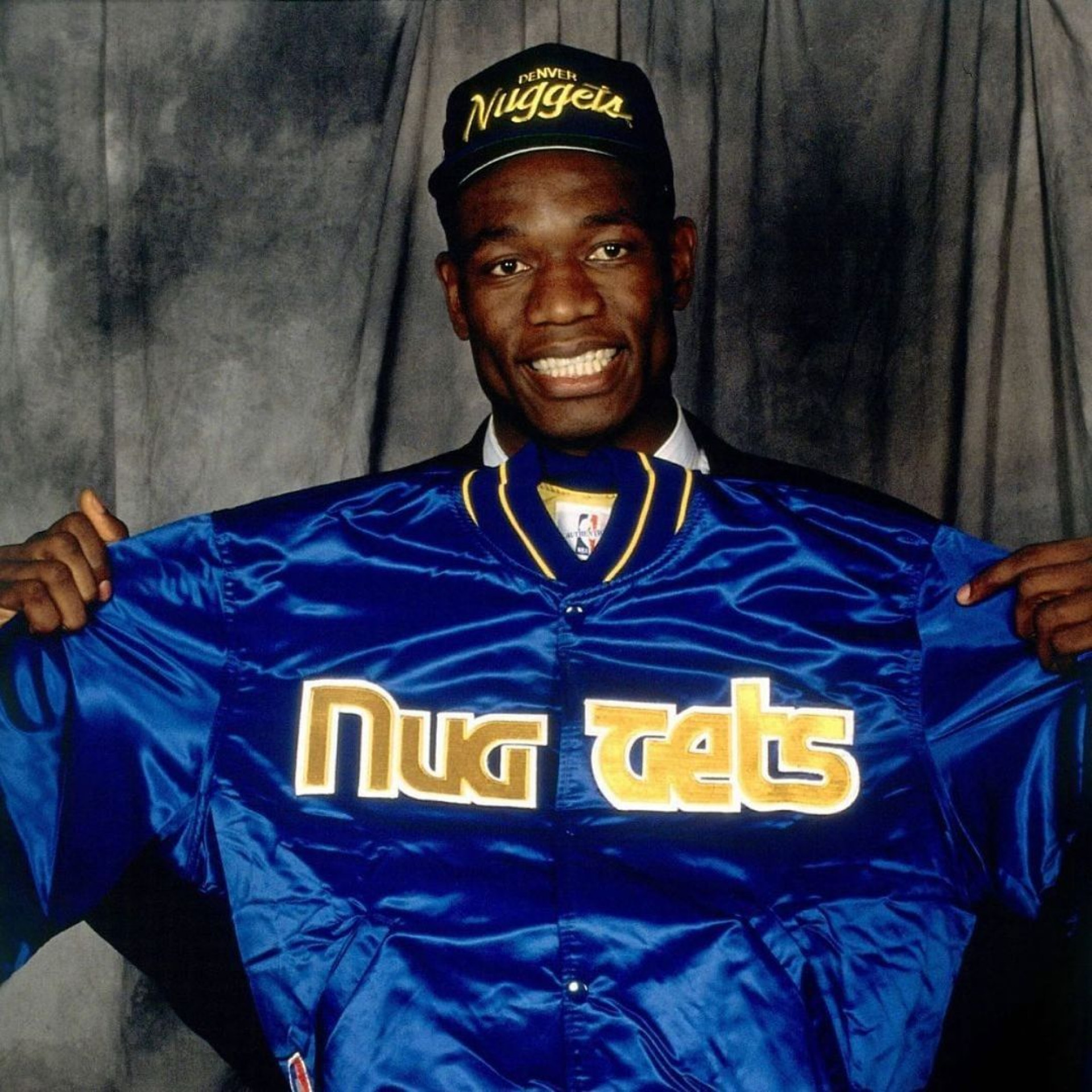 Dikembe Mutombo foi um dos maiores defensores da NBA - Reprodução / Instagram