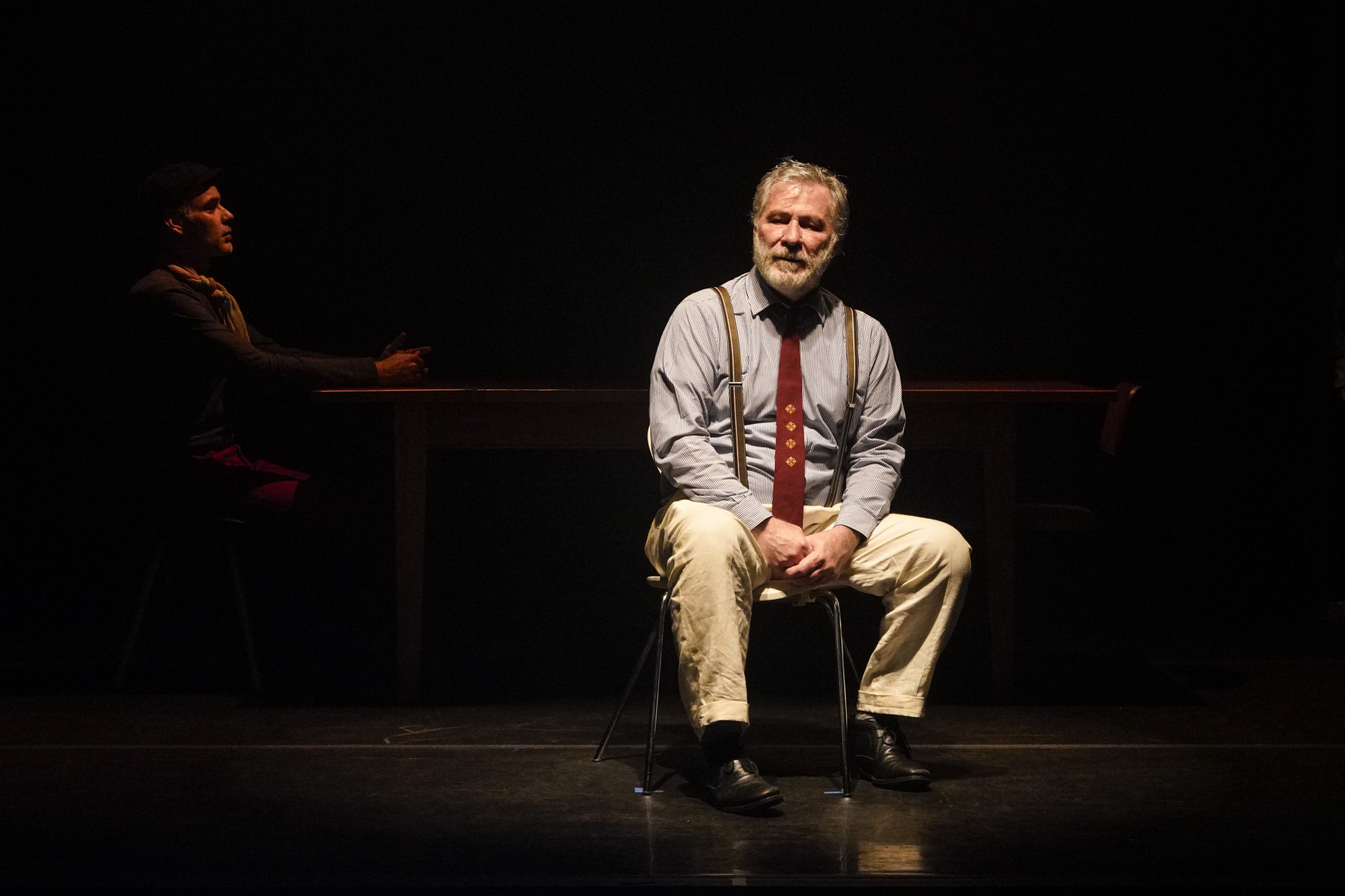 Leopoldo Pacheco em cena na peça 'Sangue' - Heloisa Bortz / Divulgação