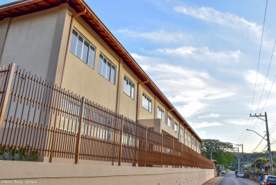 Prefeito de Paty inaugura Escola João Abreu na Granja Califórnia