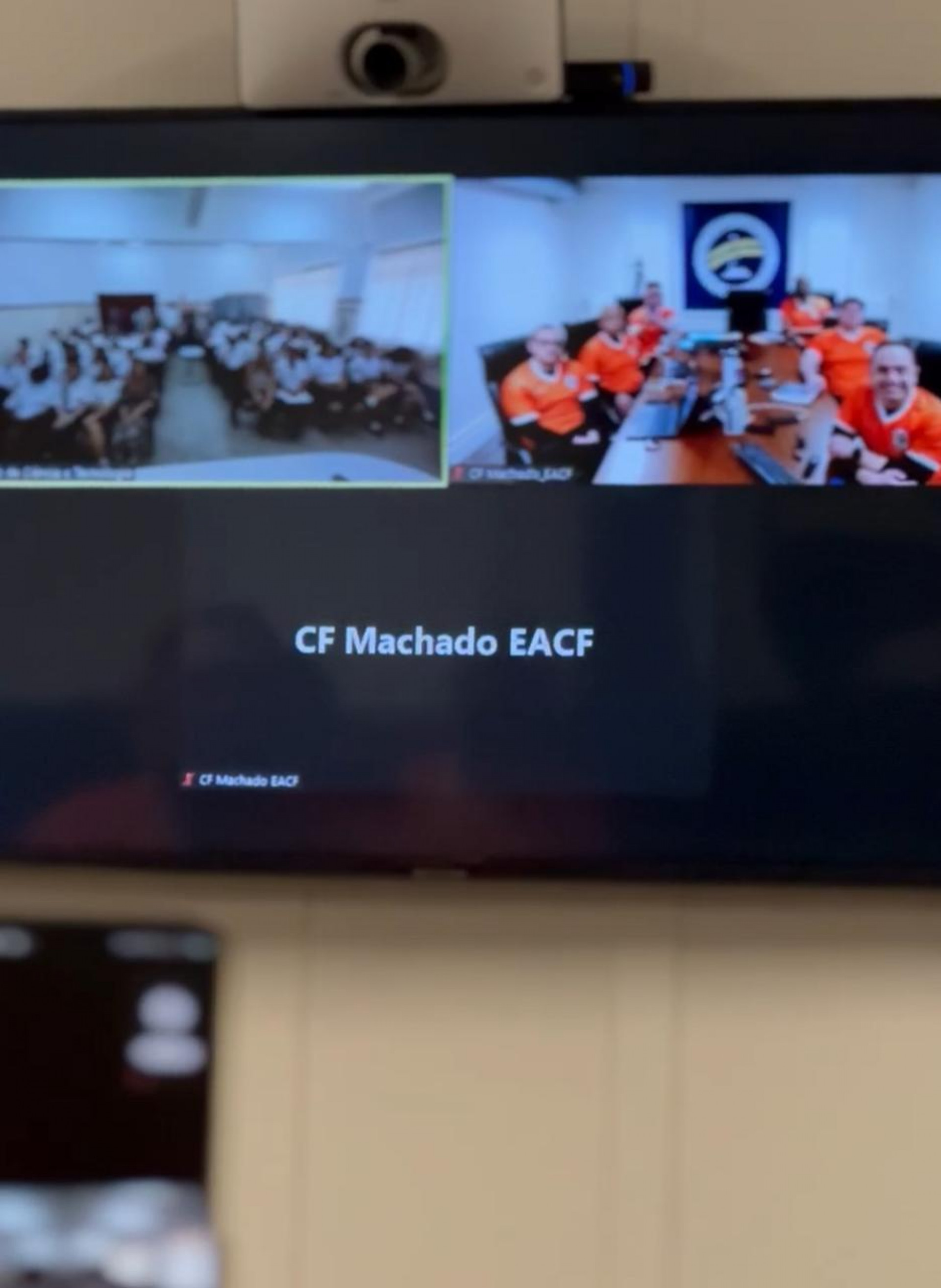 Videoconferência conecta alunos de Angra com a Estação da Marinha na Antártica