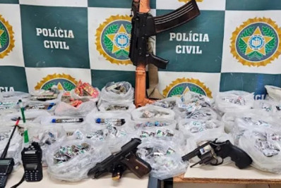 Dois homens presos e um adolescente apreendido na Comunidade da Linha