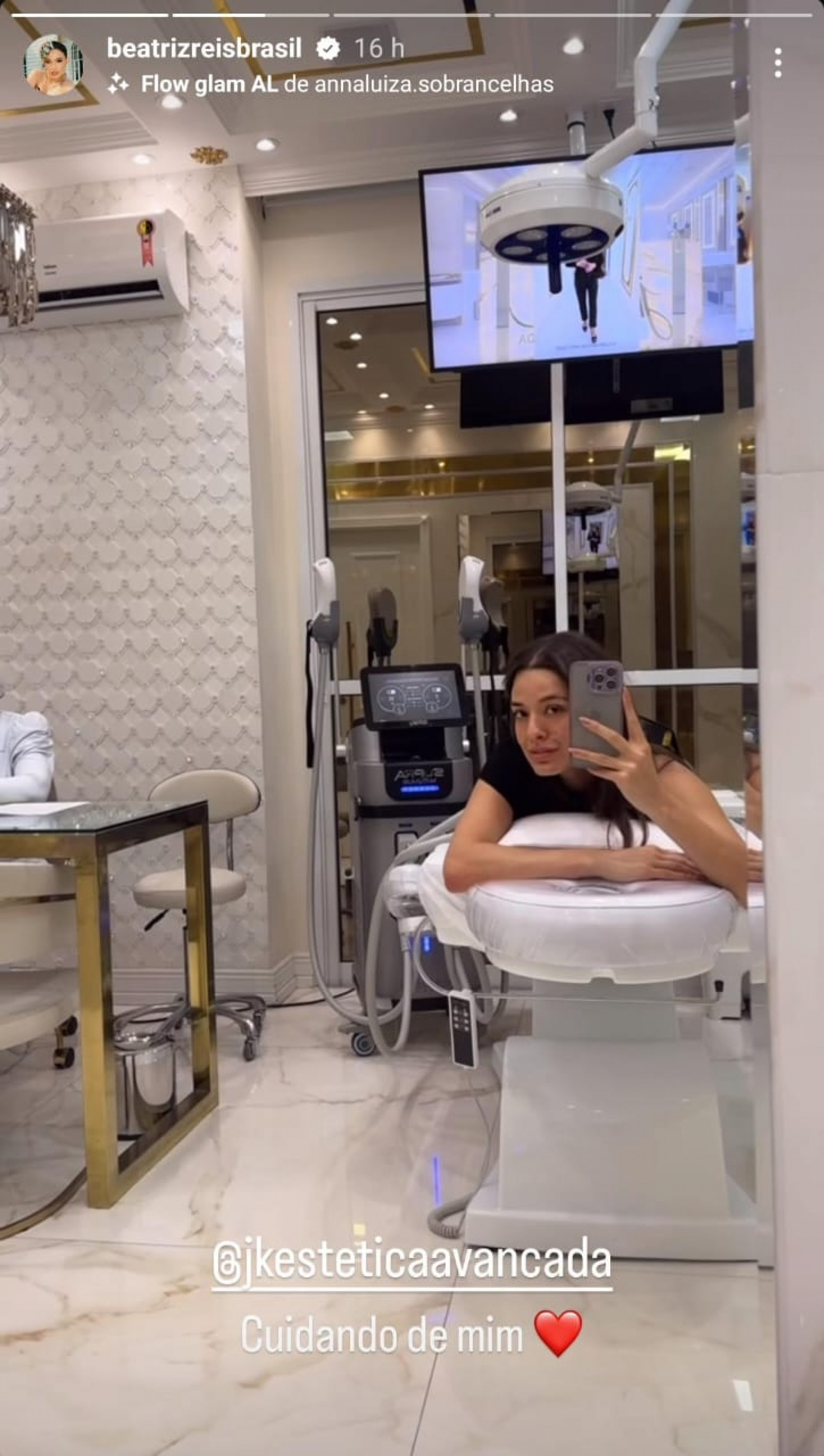 Beatriz Reis aproveita momento de autocuidado - Reprodução de vídeo / Instagram