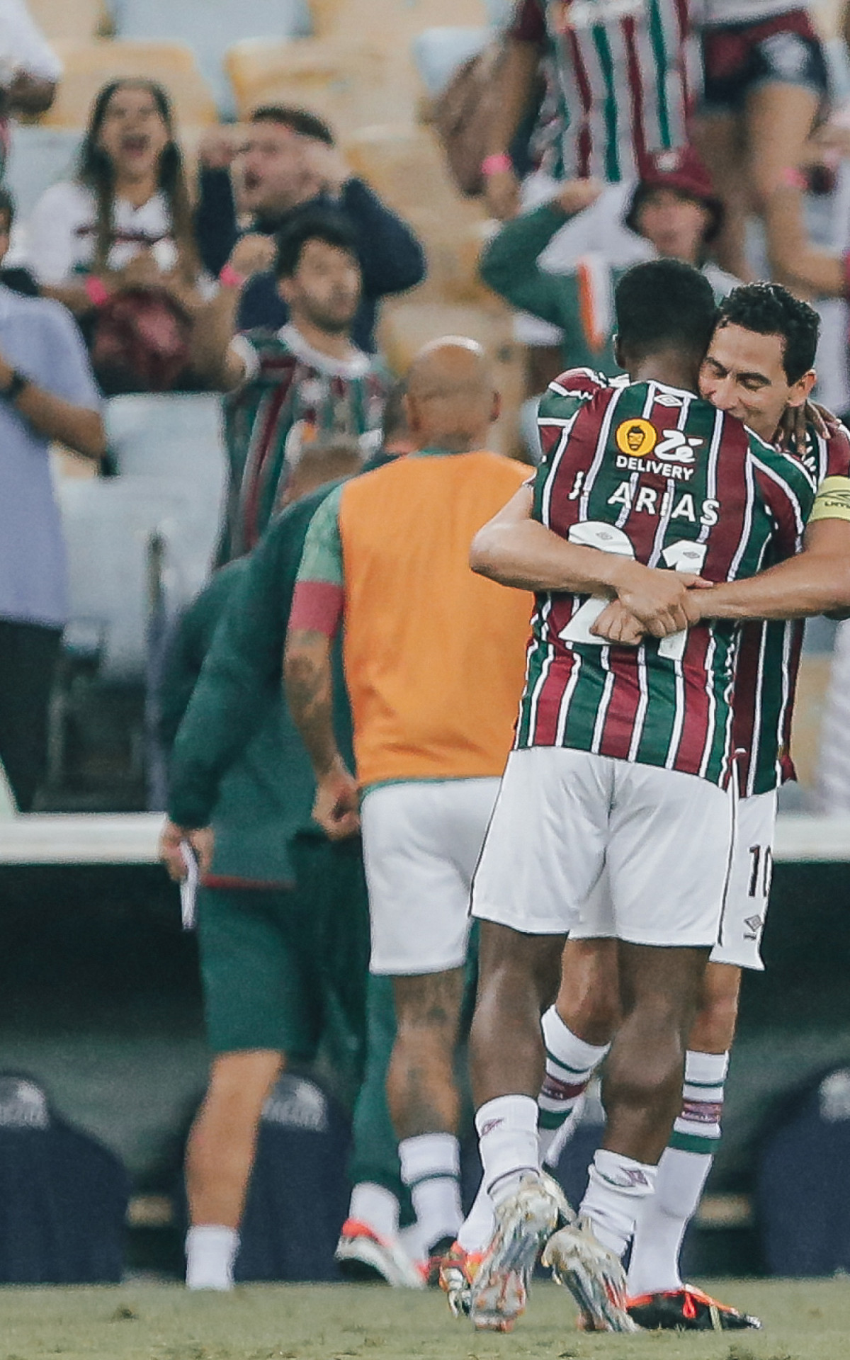 Rio de Janeiro, Brasil - 03/10/2024 - Maracan&atilde; -   
Fluminense enfrenta o Cruzeiro esta noite no Maracan&atilde; pela 29&ordf; rodada do Campeonato Brasileiro 2024.
FOTO: LUCAS MER&Ccedil;ON / FLUMINENSE F.C.
.
IMPORTANTE: Imagem destinada a uso institucional e divulga&ccedil;&atilde;o, seu
uso comercial est&aacute; vetado incondicionalmente por seu autor e o
Fluminense Football Club.&Eacute; obrigat&oacute;rio mencionar o nome do autor ou
usar a imagem.
.
IMPORTANT: Image intended for institutional use and distribution.
Commercial use is prohibited unconditionally by its author and
Fluminense Football Club. It is mandatory to mention the name of the
author or use the image.
.
IMPORTANTE: Im&aacute;gen para uso solamente institucional y distribuici&oacute;n. El
uso comercial es prohibido por su autor y por el Fluminense FootballClub. 
&Eacute;s mandat&oacute;rio mencionar el nombre del autor ao usar el im&aacute;gen. - Lucas Mer&ccedil;on / Fluminense FC