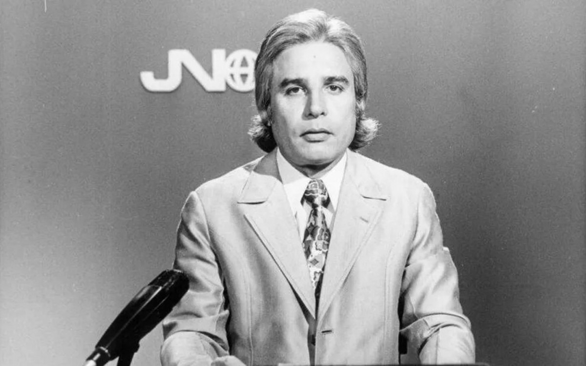 Cid Moreira no 'Jornal Nacional' -  Acervo/Globo