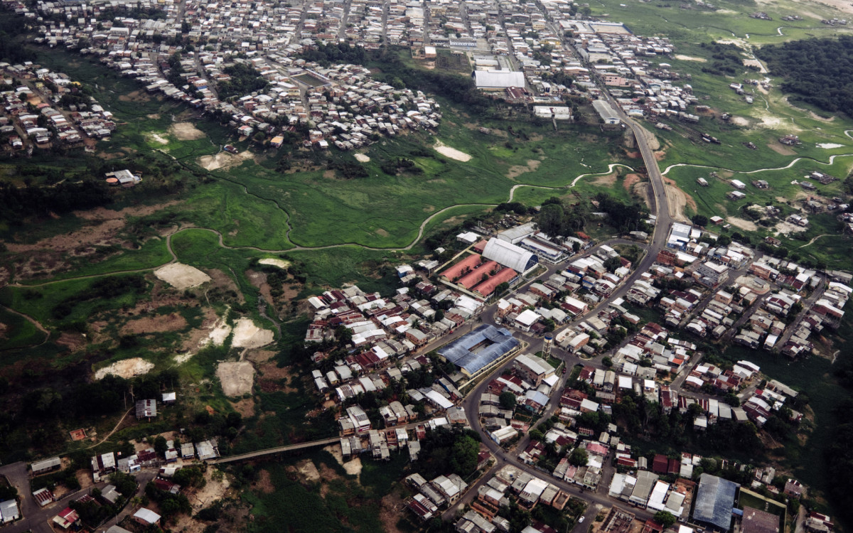 Rio Negro tem pior seca da história