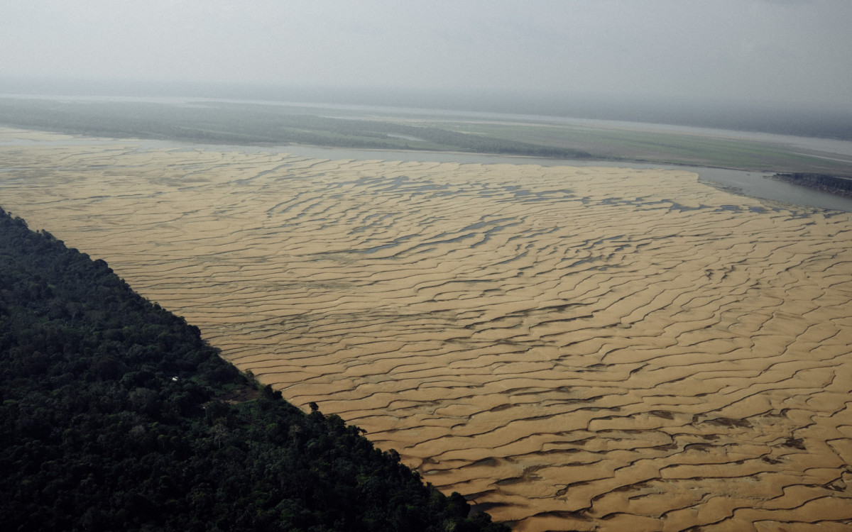 Rio Negro tem pior seca da história