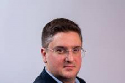  O futuro da energia solar: como a tecnologia transforma a manutenção de parques solares