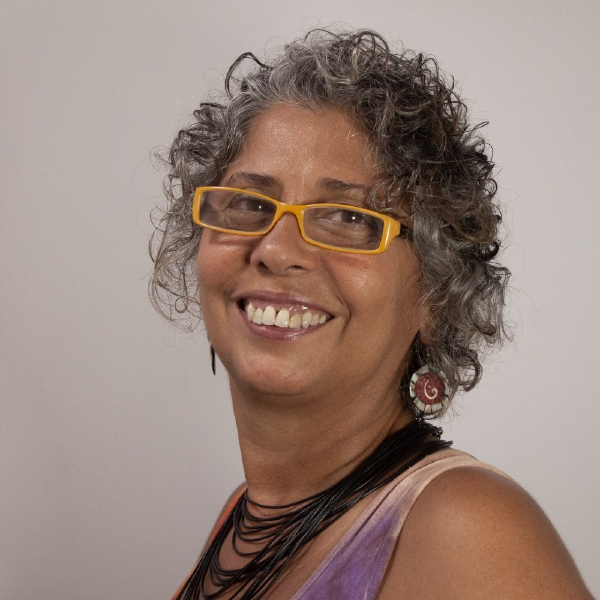 Ana Lu&iacute;sa Lima, professora efetiva no curso de Bacharelado em Produ&ccedil;&atilde;o Cultural do Instituto Federal do Rio de Janeiro, ser&aacute; uma das ministradoras do curso - Divulga&ccedil;&atilde;o