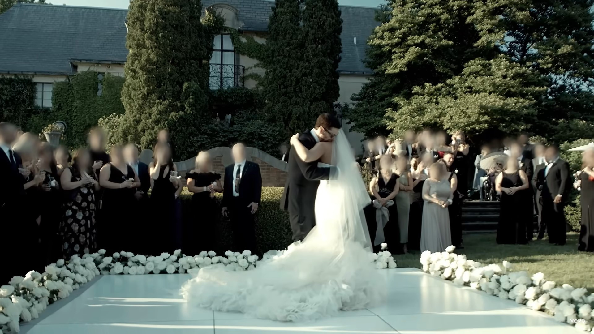 Eminem faz música em homenagem à filha - Reprodução / YouTube