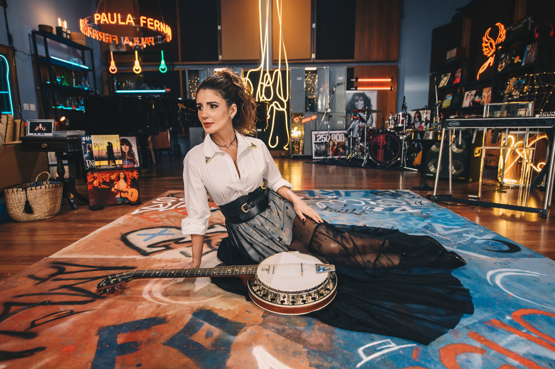 Paula Fernandes lan&ccedil;a segunda parte do &aacute;lbum 'Qual Amor te Faz Feliz?' - Camila Cara / Divulga&ccedil;&atilde;o