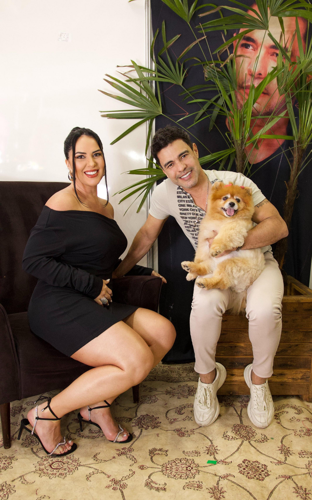 Graciele Lacerda e Zezé di Camargo aguardam a chegada de Clara - Divulgação