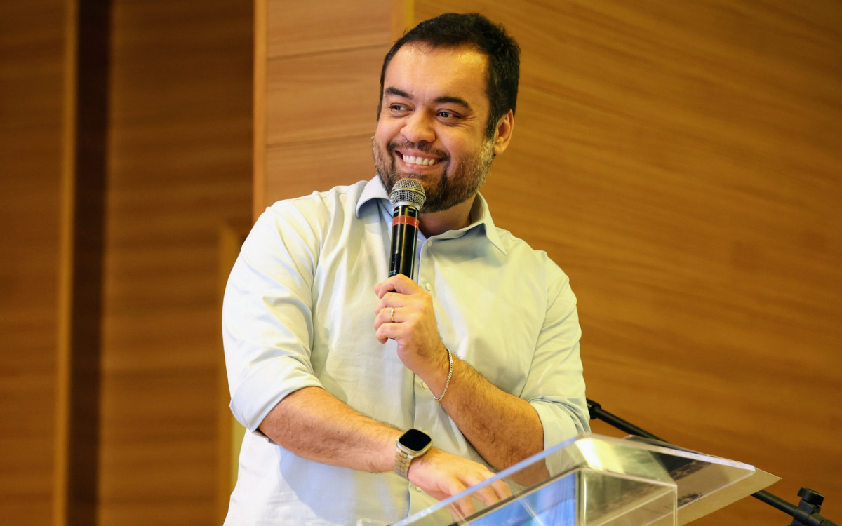 Forças das prefeituras do interior na sucessão do governador Cláudio Castro geraram controvérsia.